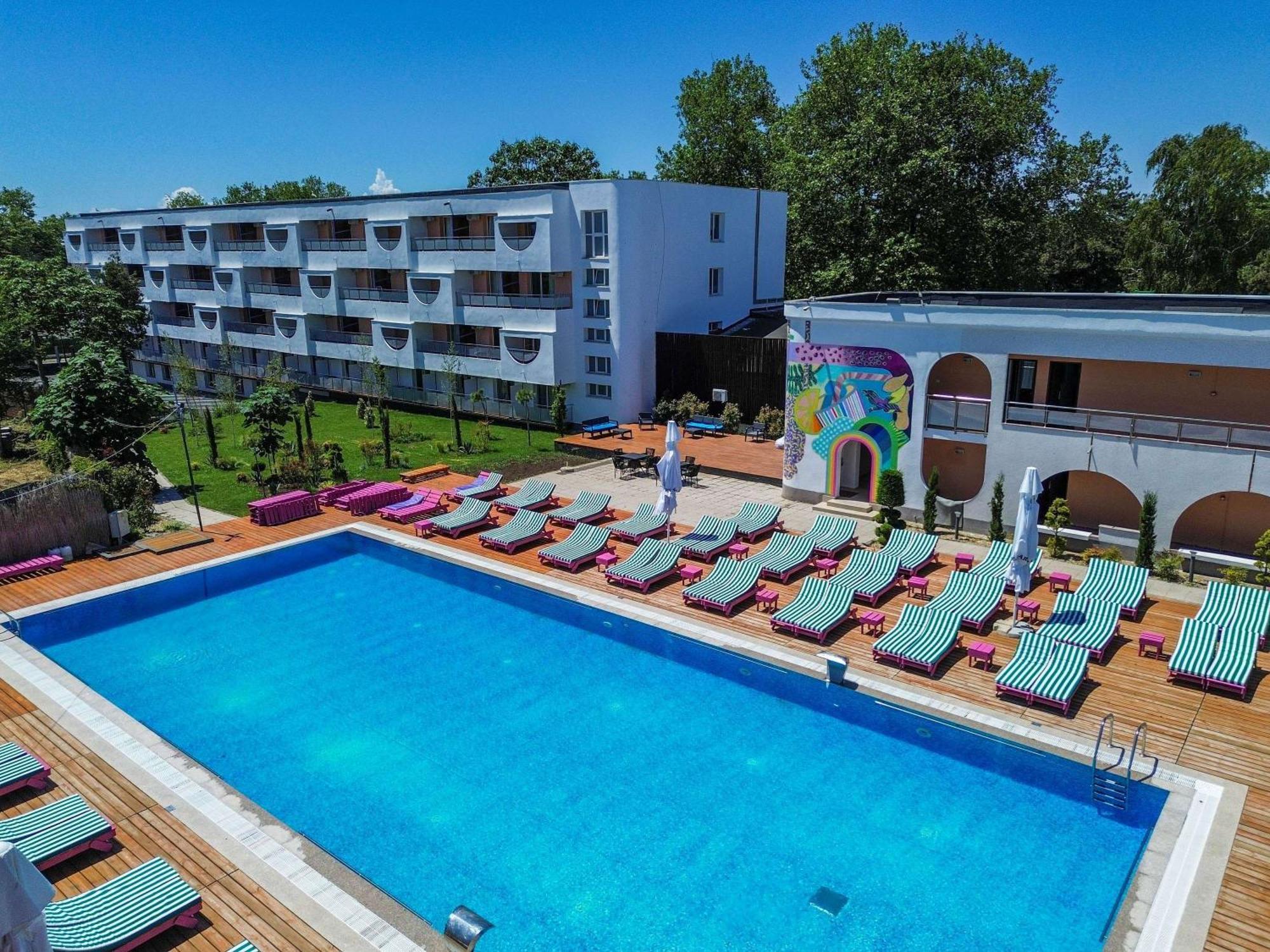 Hotel Ibis Styles Vénus Extérieur photo