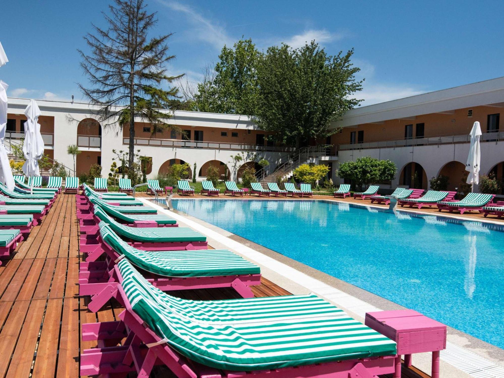 Hotel Ibis Styles Vénus Extérieur photo